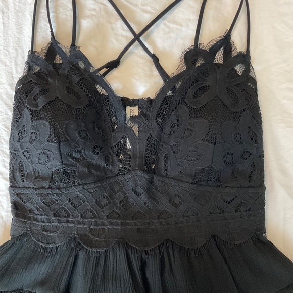 Falling For You Tank, Tik Tok Viral, Size large , NWOT, Black - Picture 4 of 6